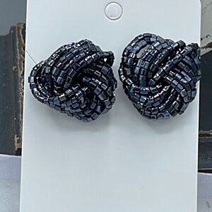 Vintage Bohemian glass earrings knotted pierced